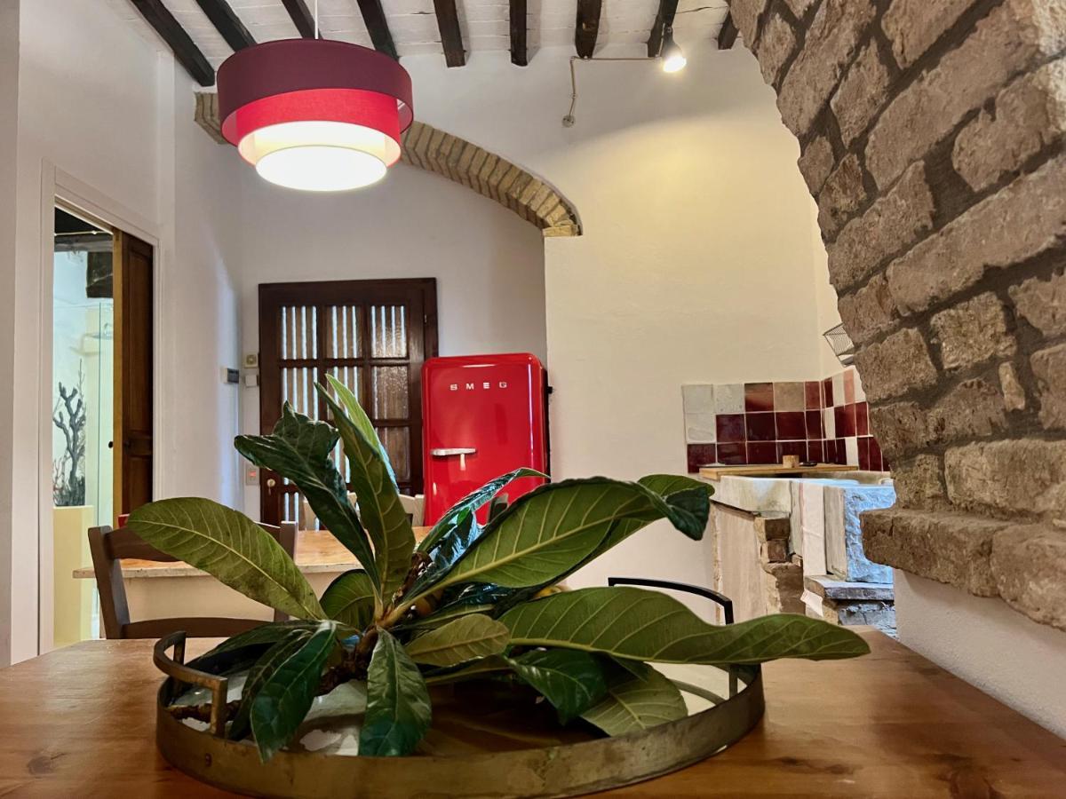 Le Fonti Di San Gimignano Apartment Bagian luar foto