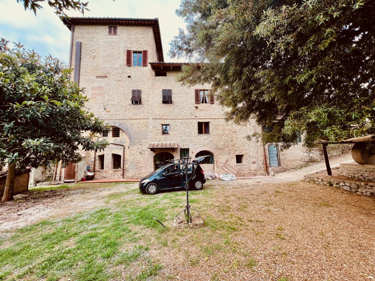 Le Fonti Di San Gimignano Apartment Bagian luar foto