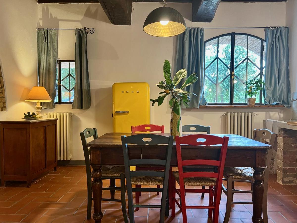 Le Fonti Di San Gimignano Apartment Bagian luar foto