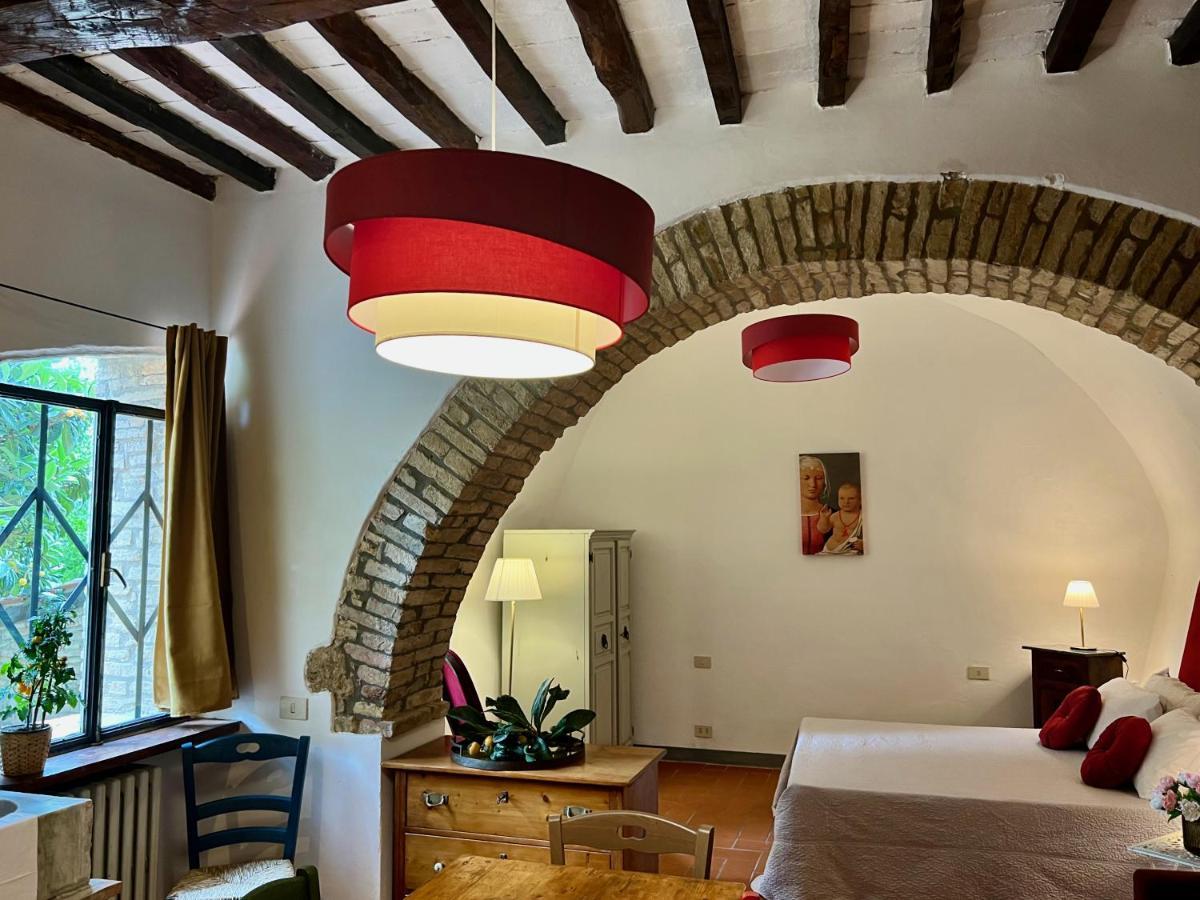 Le Fonti Di San Gimignano Apartment Bagian luar foto