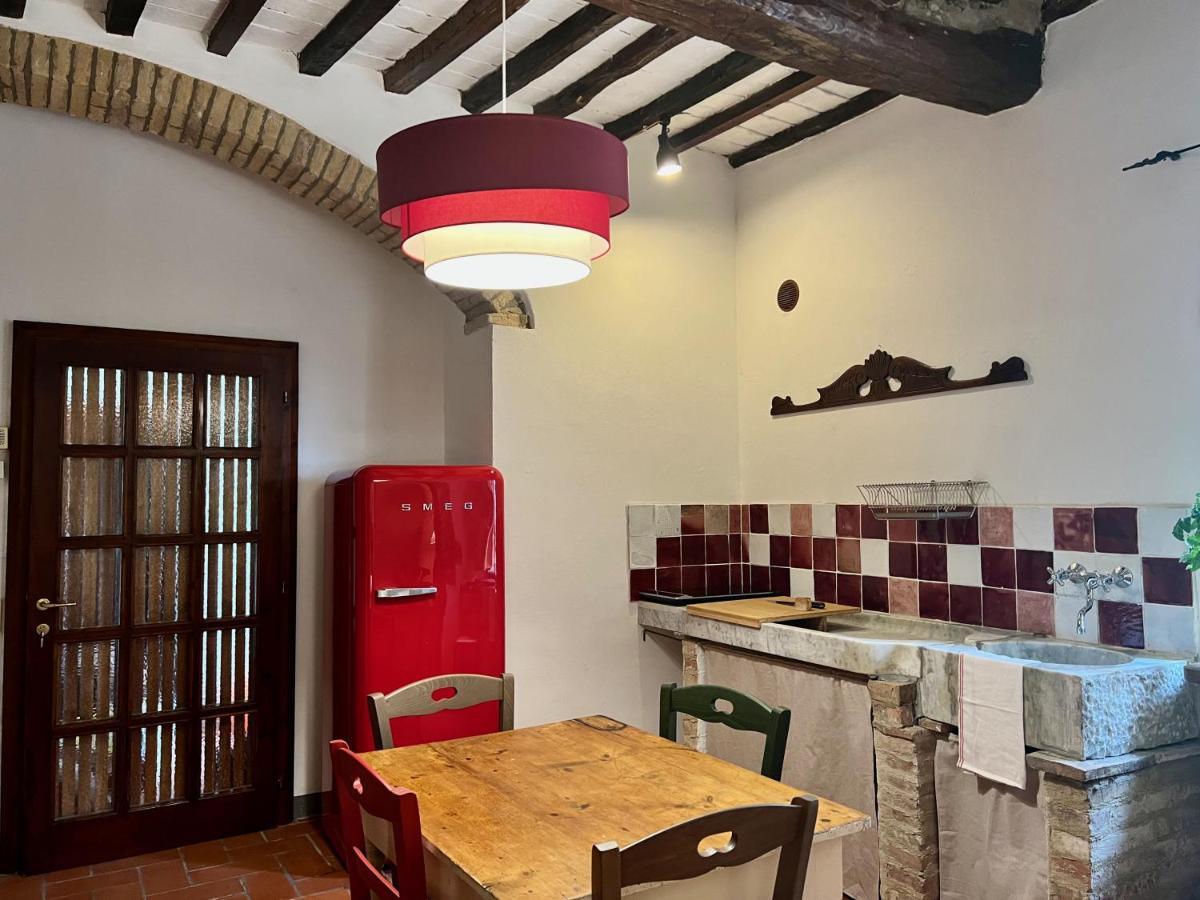 Le Fonti Di San Gimignano Apartment Bagian luar foto
