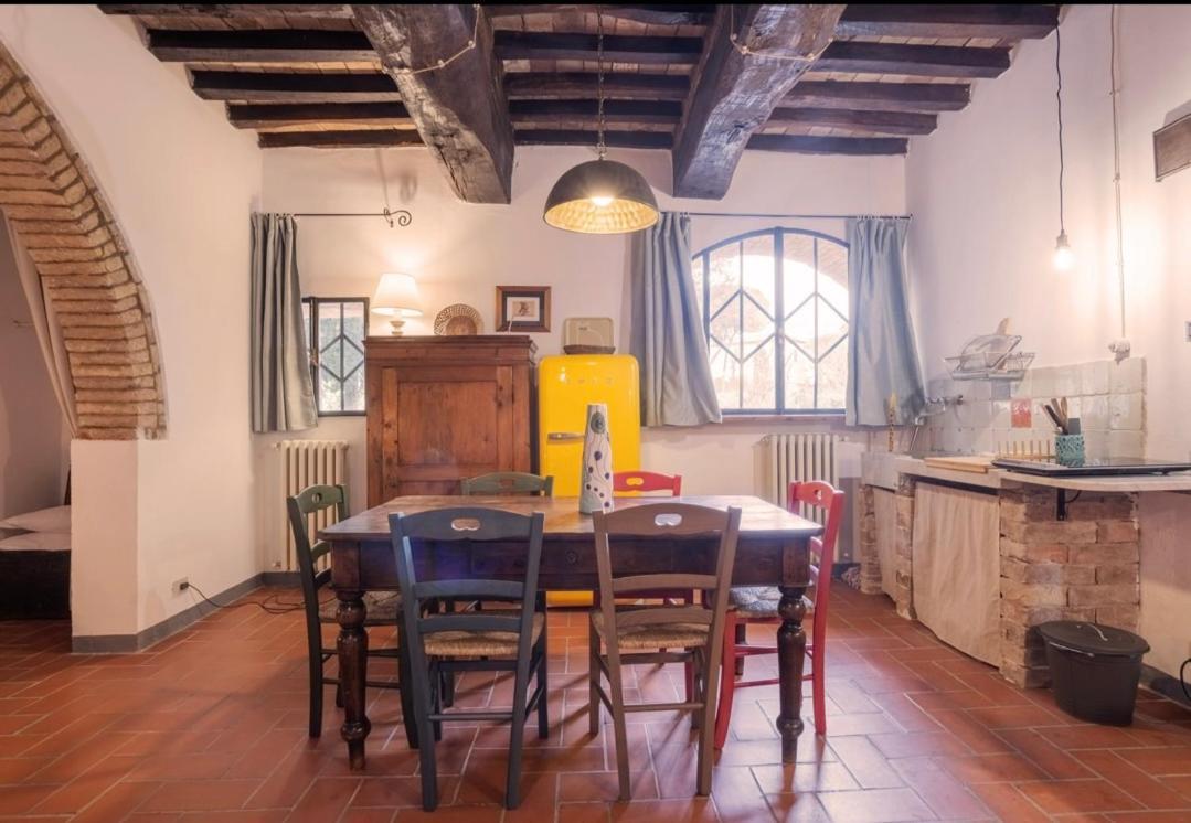 Le Fonti Di San Gimignano Apartment Bagian luar foto