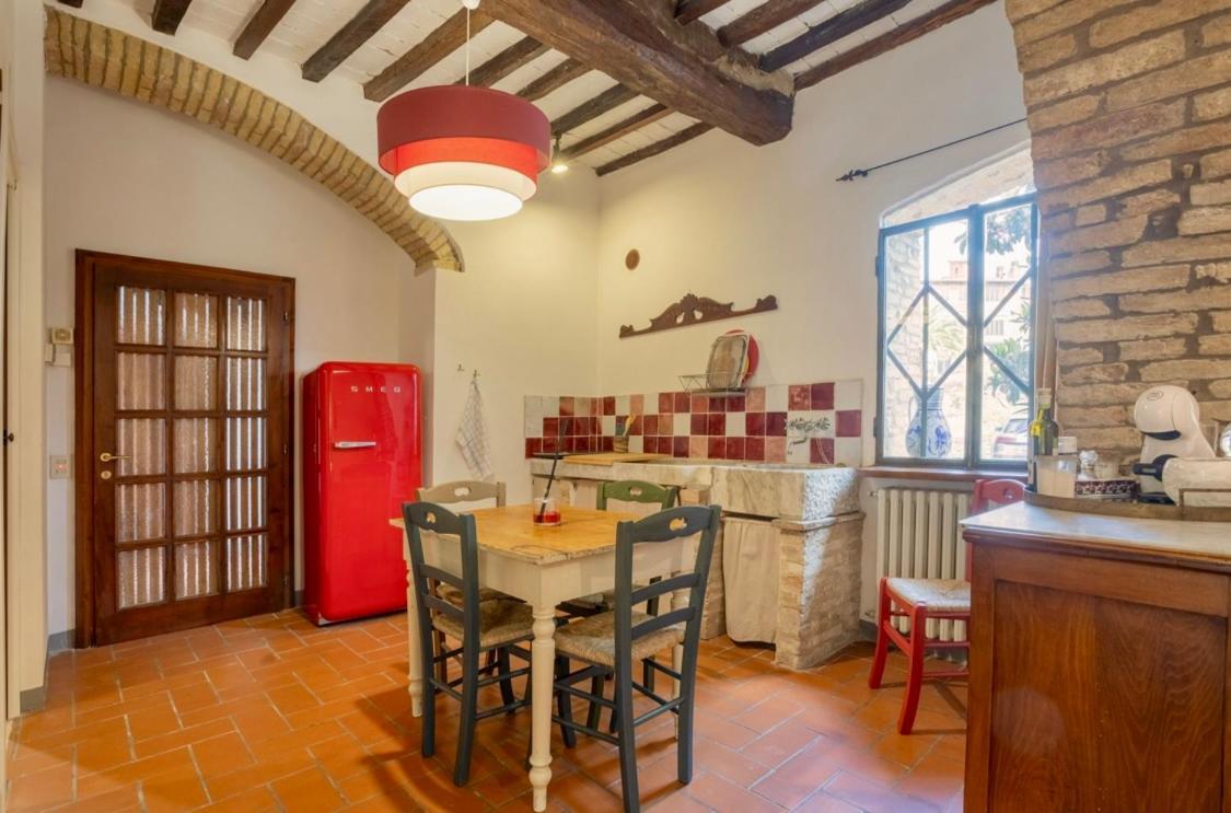 Le Fonti Di San Gimignano Apartment Bagian luar foto