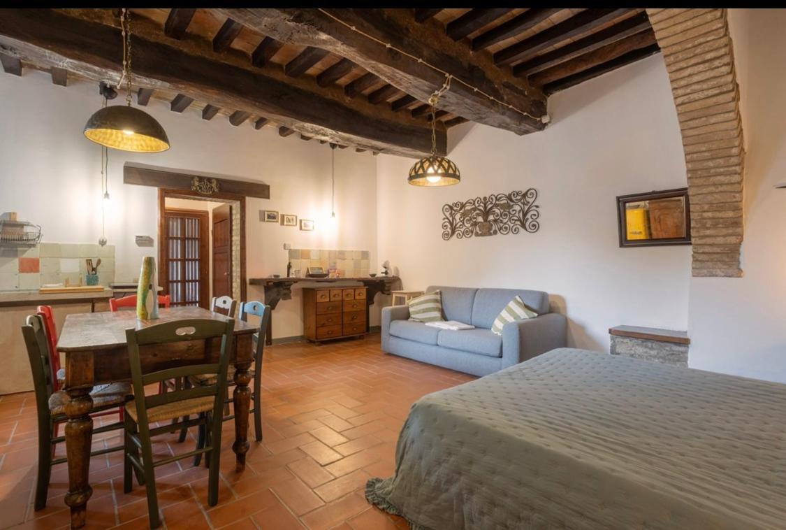 Le Fonti Di San Gimignano Apartment Bagian luar foto