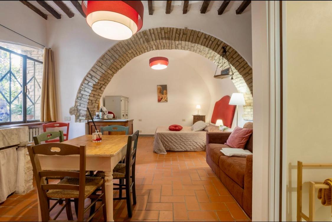 Le Fonti Di San Gimignano Apartment Bagian luar foto